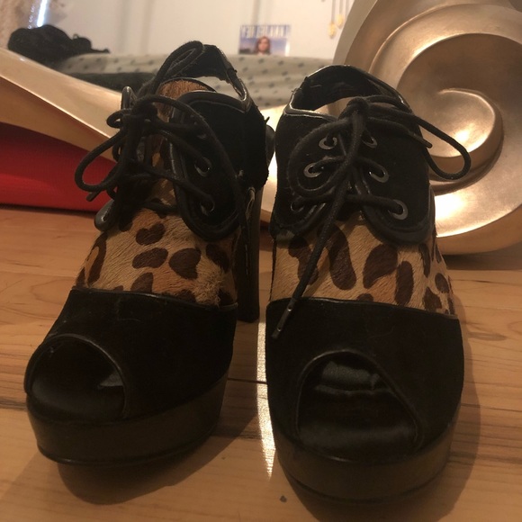 Designer real cow fur heels - Picture 2 of 6